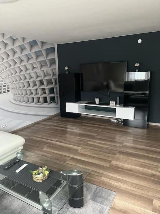 Ferienwohnung Outletcity Metzingen Metzingen  Dış mekan fotoğraf